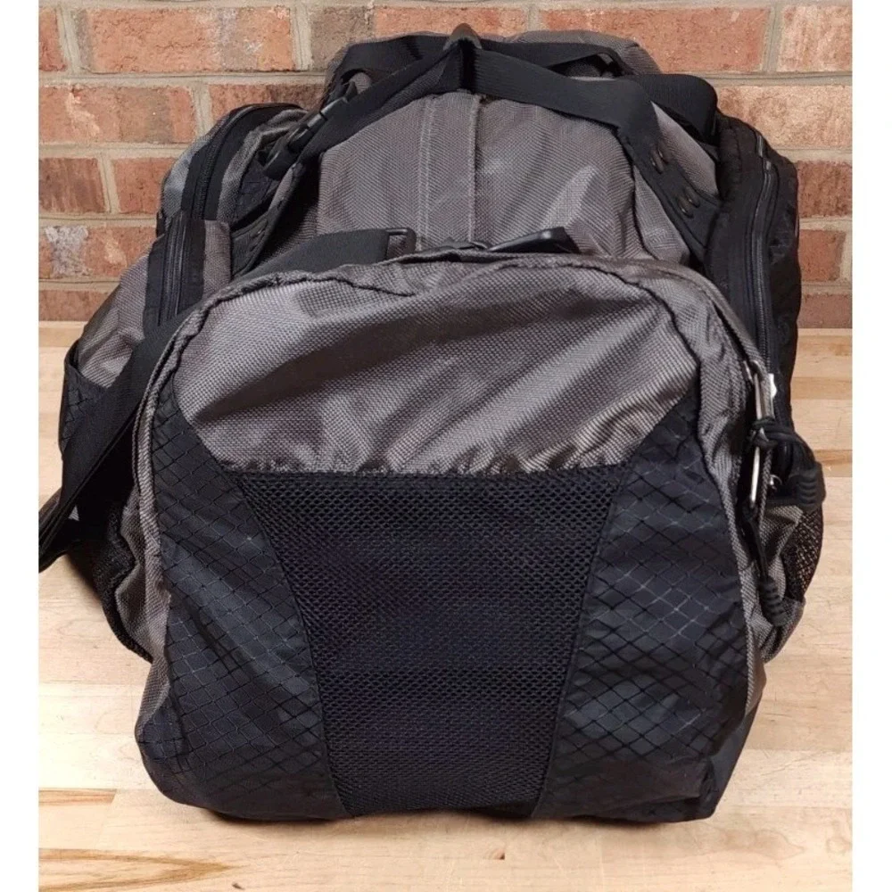Oakley Icon 2.0 Software Gray Black Nylon Large Duffle Bag Y2K